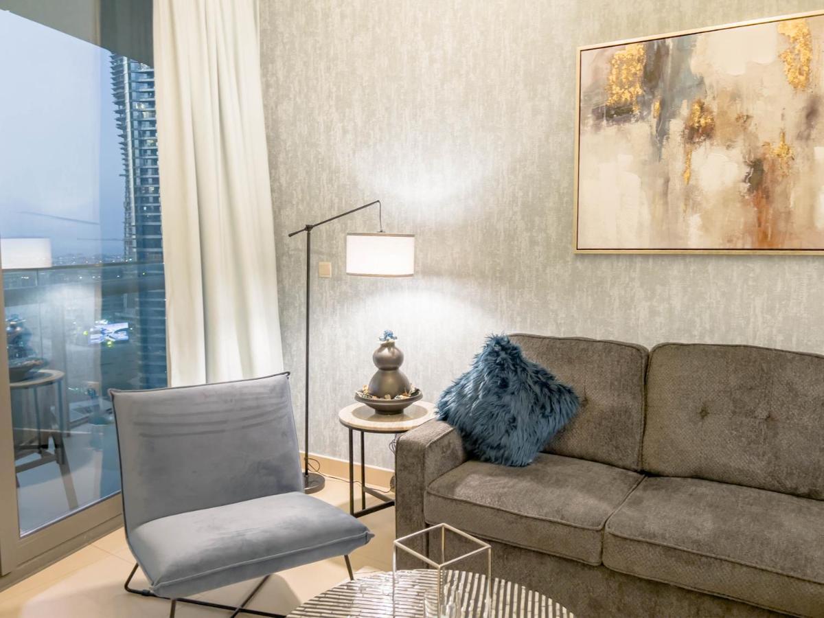 Ferienwohnung Cosmos Living Downtown Dubai Exterior foto